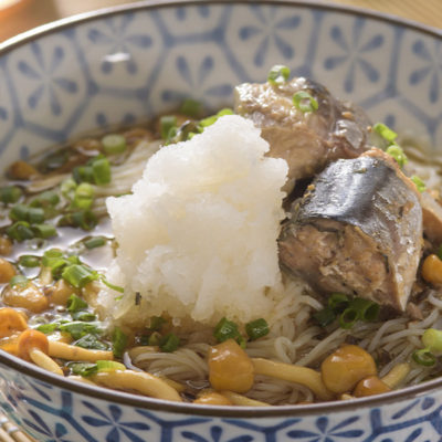 Saba no Oroshi Somen (somen noodles with mackerel and grated daikon radish)